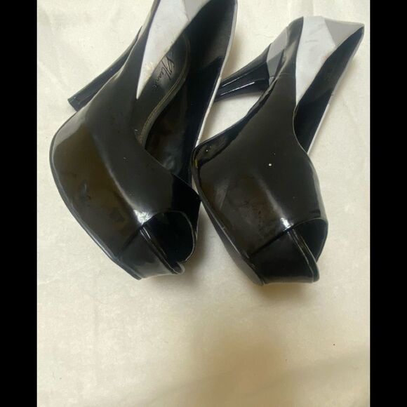 Velvet Black & White Platform Heels - Picture 5 of 8